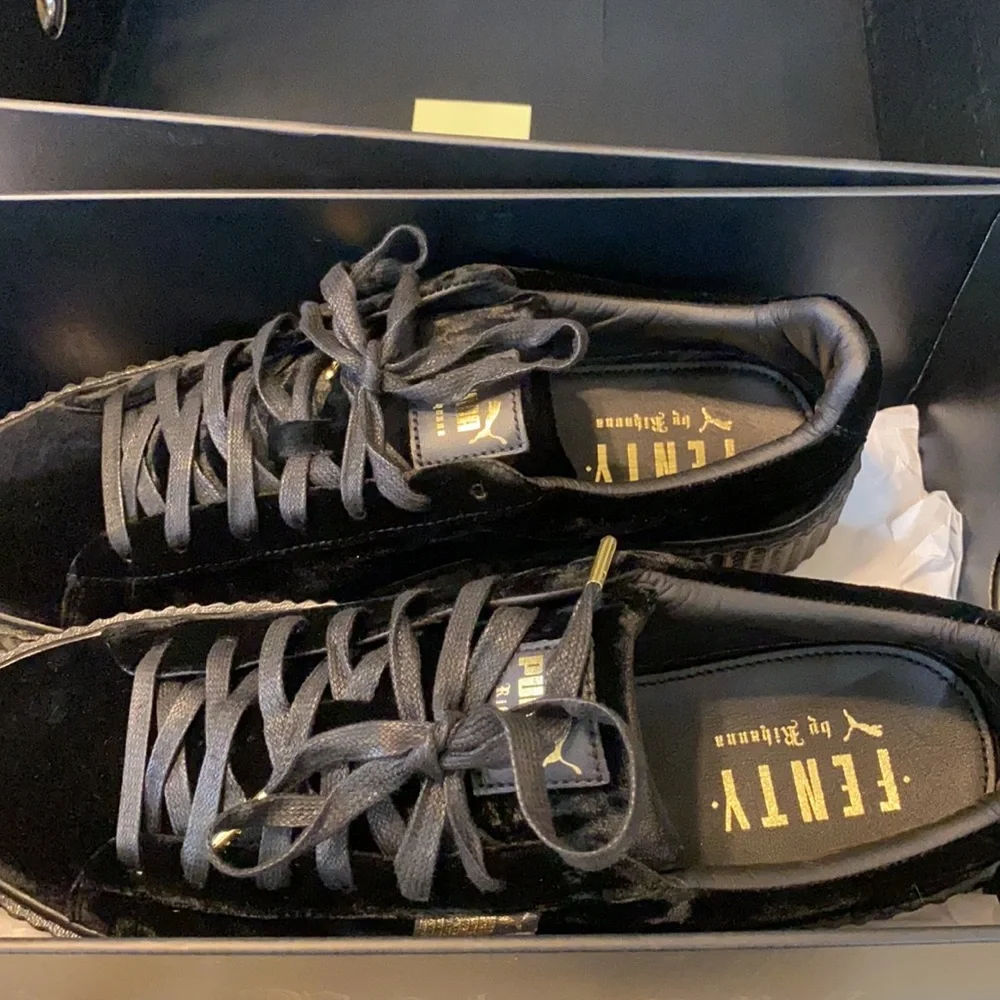 Fenty Puma Black Velvet Sneakers | Size 11 - Picture 2 of 3